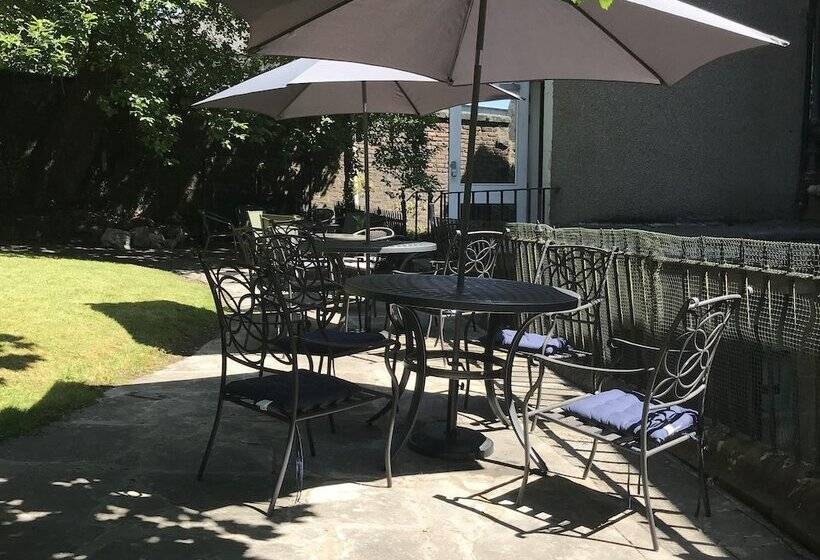 Ashtree House Hotel, Glasgow Airport & Paisley