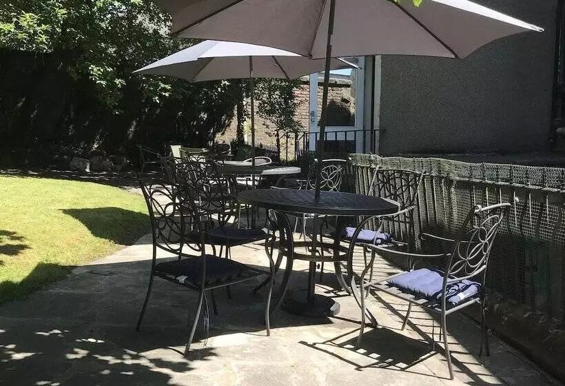 Ashtree House Hotel, Glasgow Airport & Paisley