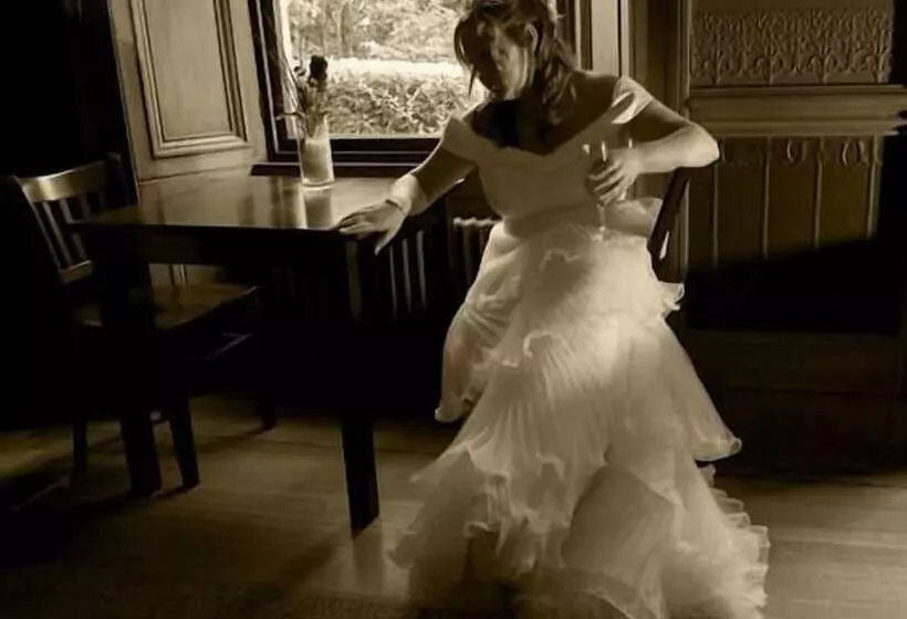 Ashtree House Hotel, Glasgow Airport & Paisley