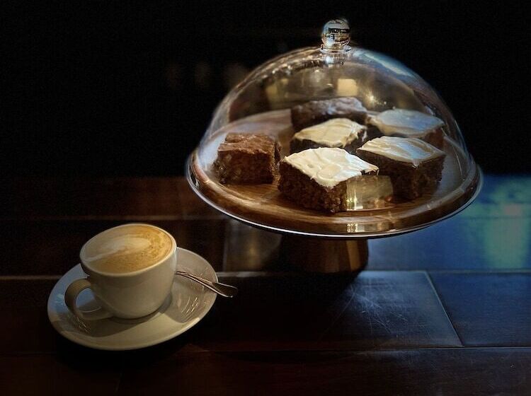 Ashtree House Hotel, Glasgow Airport & Paisley