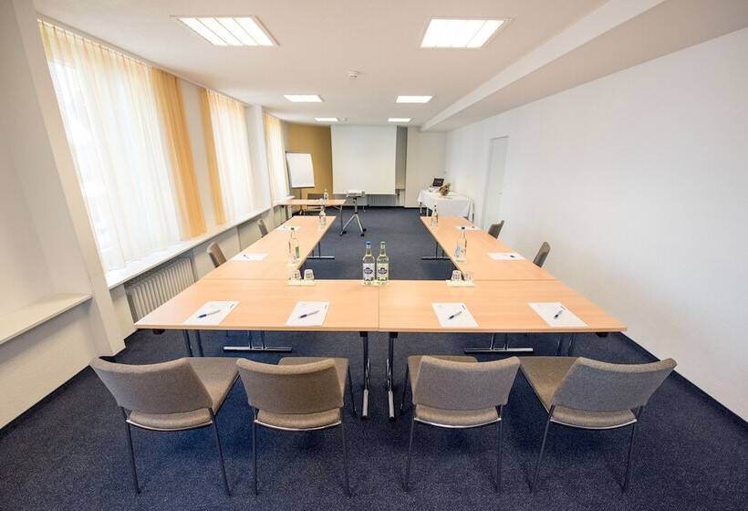 فندق Aarehof Swiss Quality