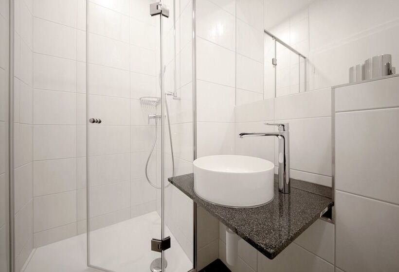 فندق Aarehof Swiss Quality