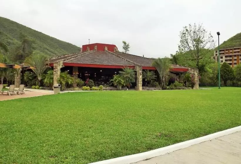 ホテル Bahia Escondida