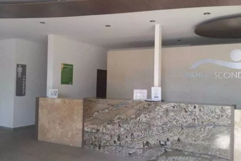 ホテル Bahia Escondida