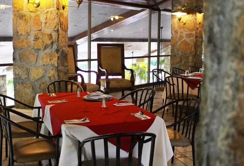 ホテル Bahia Escondida