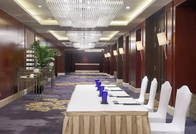Отель Crowne Plaza Beijing Zhongguancun, An Ihg