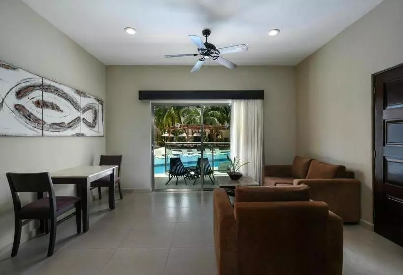 호텔 El Dorado Maroma Catamarán, Cenote & More Inclusive