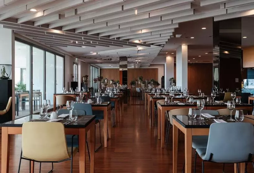 هتل Eurostars Queen Of Montenegro