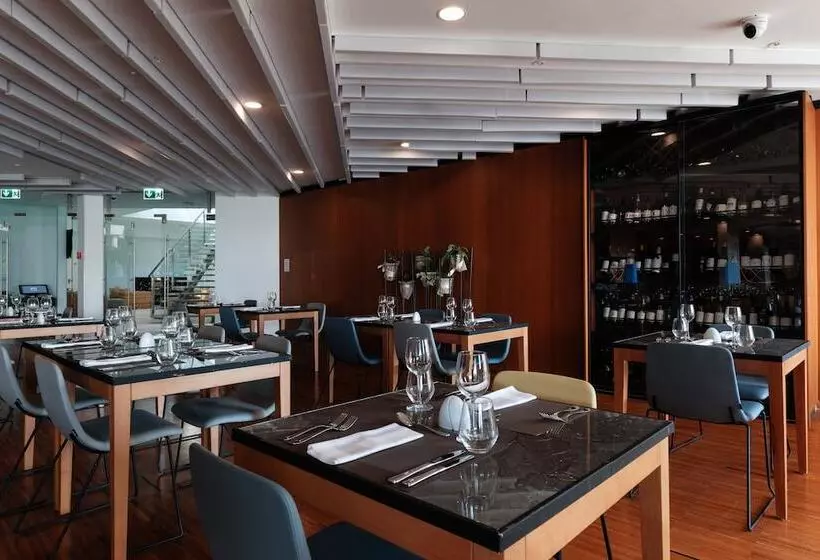 هتل Eurostars Queen Of Montenegro