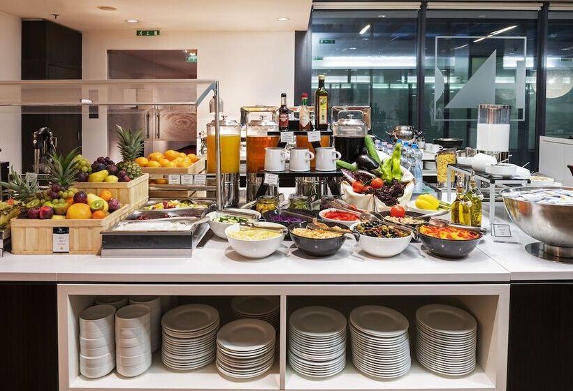 בית מלון כפרי Exe Budapest Center