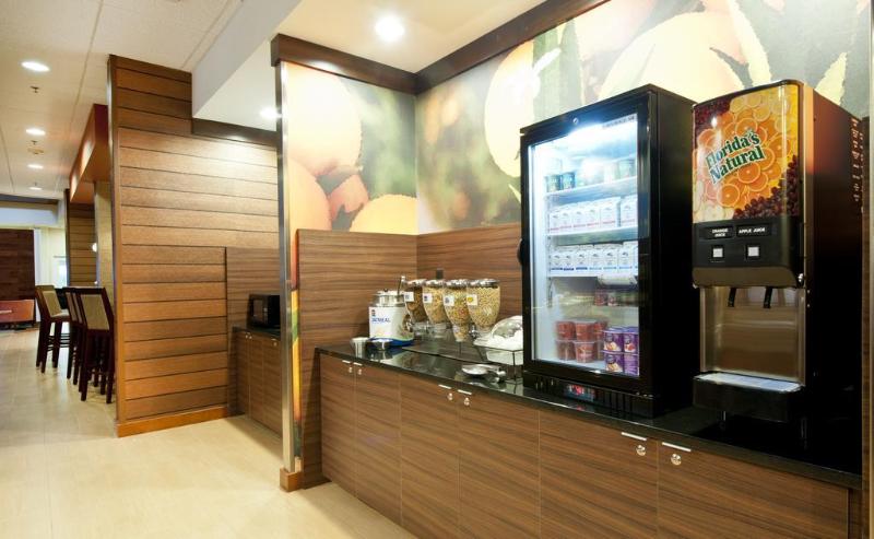 בית מלון כפרי Fairfield Inn And Suites By Marriott Durham Southpoint