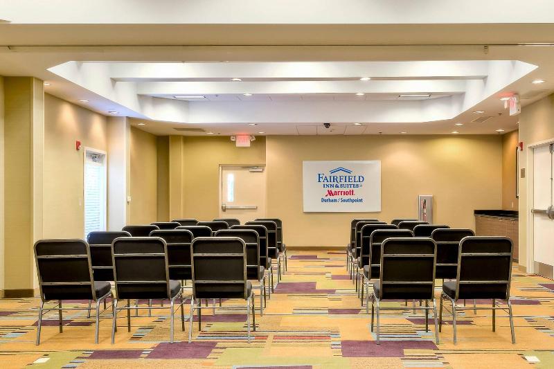 בית מלון כפרי Fairfield Inn And Suites By Marriott Durham Southpoint