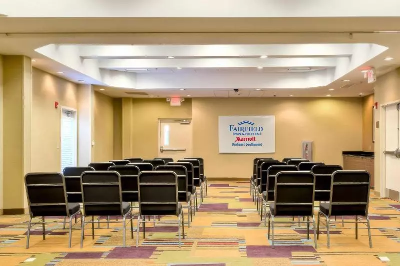 ホテル Fairfield Inn And Suites By Marriott Durham Southpoint