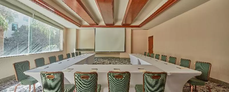 ホテル Grand Fiesta Americana Guadalajara Country Club