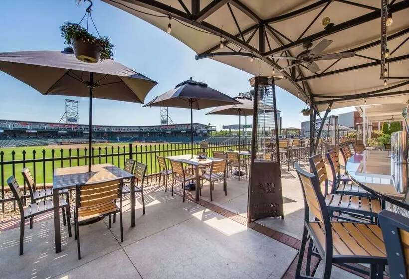 هتل Hilton Garden Inn Manchester Downtown