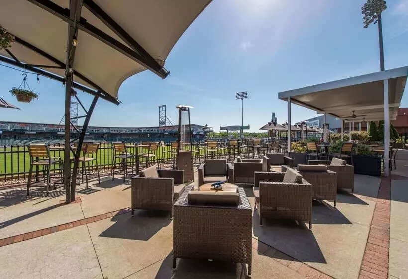 هتل Hilton Garden Inn Manchester Downtown