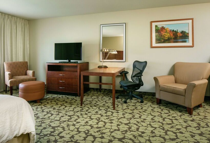 فندق Hilton Garden Inn Omaha West