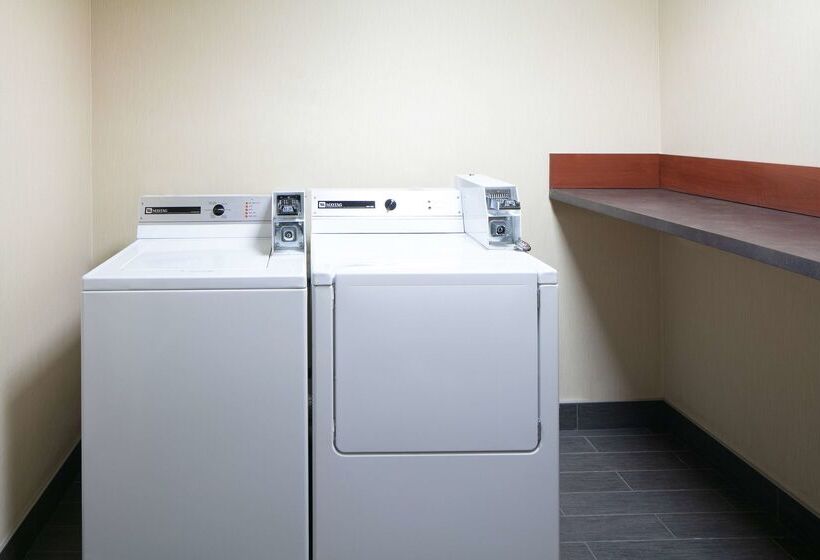 فندق Hilton Garden Inn Omaha West