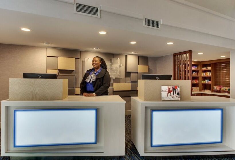Holiday Inn Express Hotel & Suites   Atlanta/emory University Area, An Ihg
