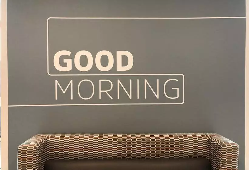 Hotel Holiday Inn Express & Suites Halifax Airport, An Ihg