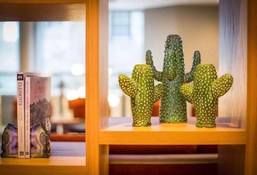 هتل Holiday Inn Express Edinburgh – Royal Mile, An Ihg