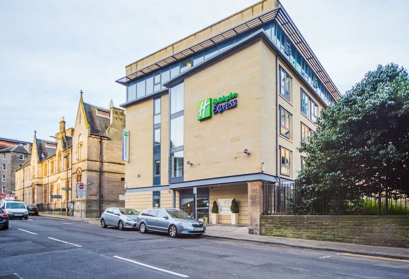 هتل Holiday Inn Express Edinburgh – Royal Mile, An Ihg