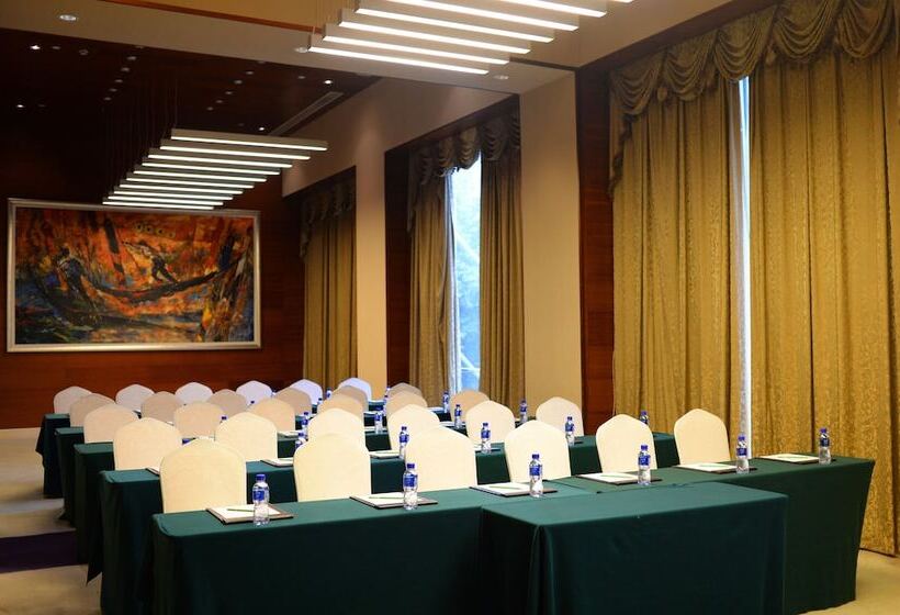 Hotel Holiday Inn Shanghai Pudong Nanpu, An Ihg