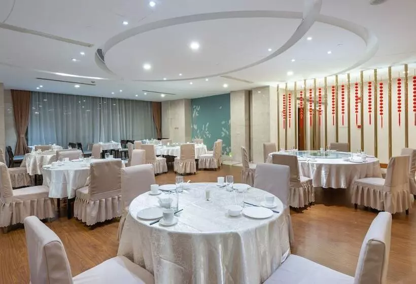 호텔 Holiday Inn Shanghai Pudong Nanpu, An Ihg