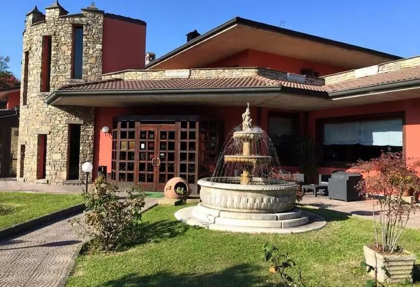 בית מלון כפרי Il Leone D'oro