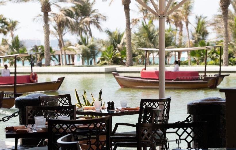 호텔 Jumeirah Mina Al Salam Dubai