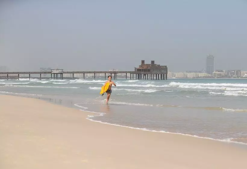 Отель Jumeirah Mina Al Salam Dubai