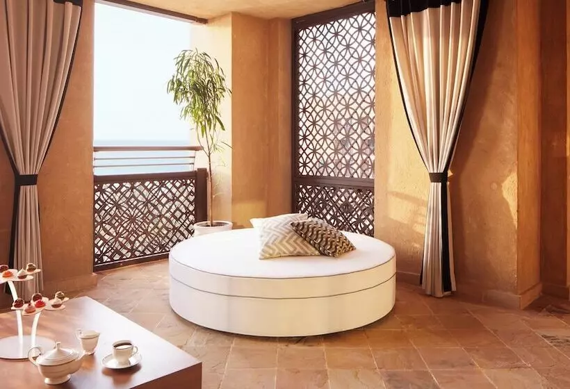 ホテル Jumeirah Mina Al Salam Dubai