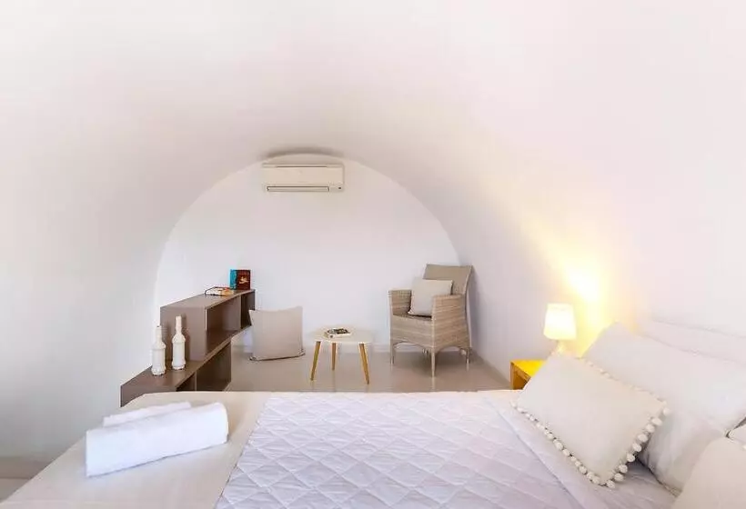 בית מלון כפרי Memories Beach