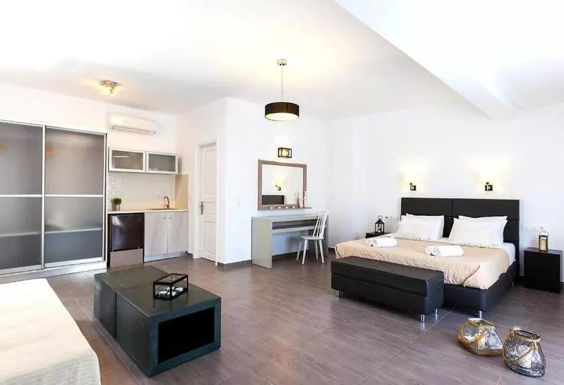 בית מלון כפרי Memories Beach