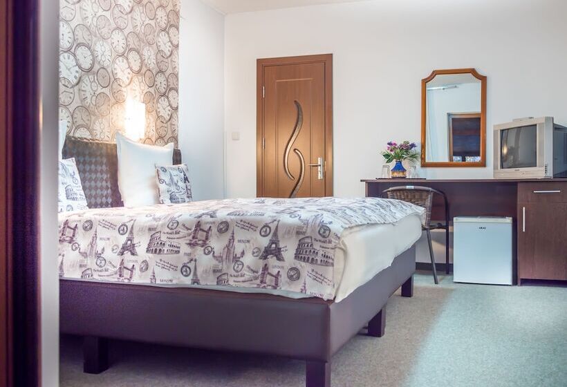 호텔 Pensiunea Venus