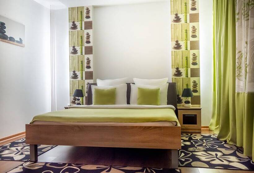 호텔 Pensiunea Venus