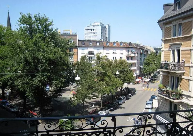 هتل Saint Georges