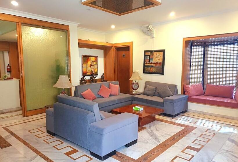 בית מלון כפרי Siris 18