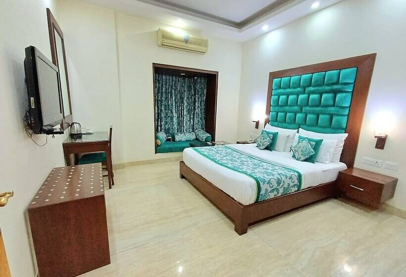 בית מלון כפרי Siris 18