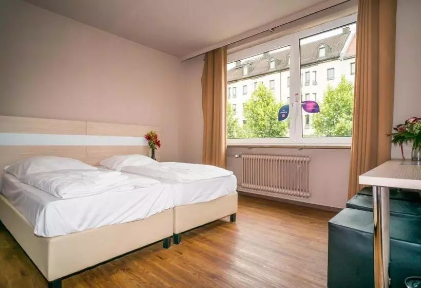 酒店 Smart Stay Hostel Munich City