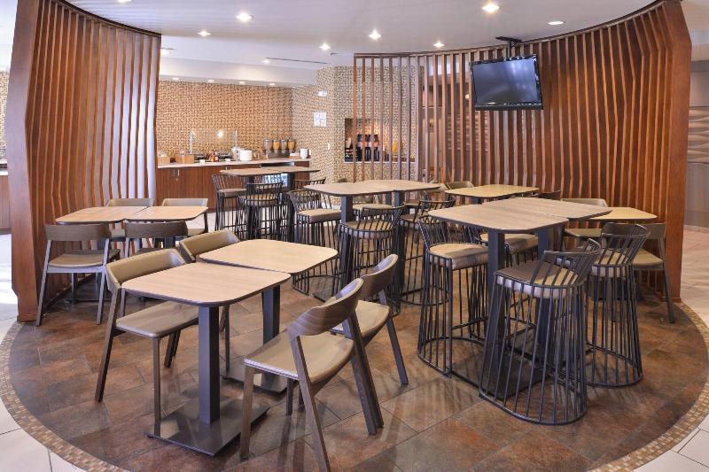 فندق Springhill Suites Las Vegas Henderson