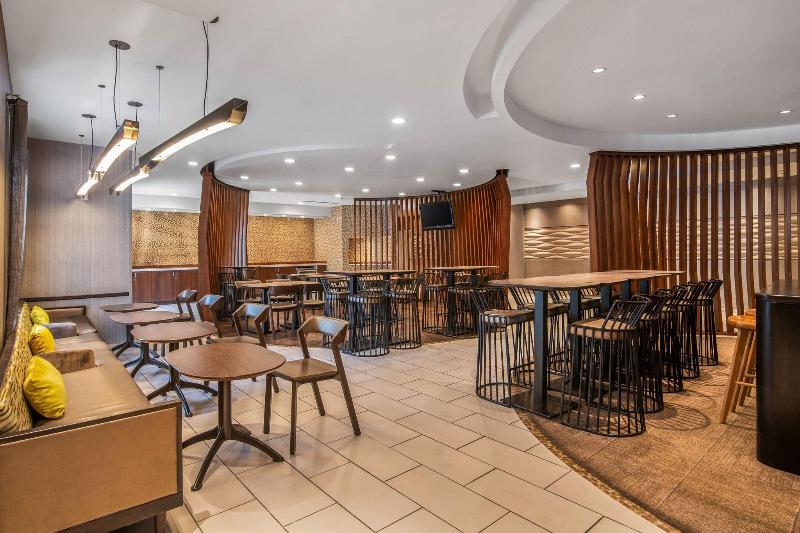 فندق Springhill Suites Las Vegas Henderson