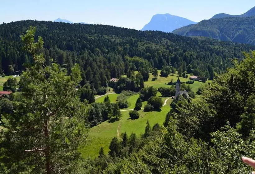 Hotelli Zur Kirche