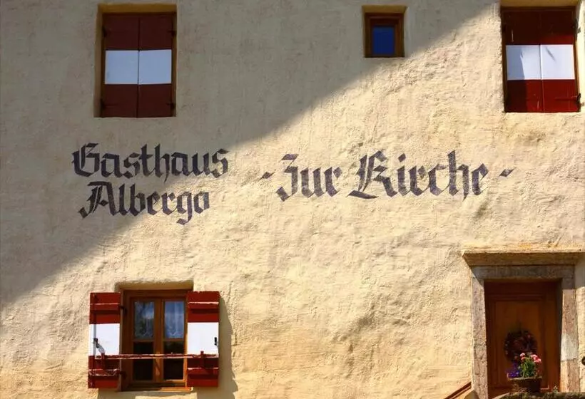 Hotelli Zur Kirche