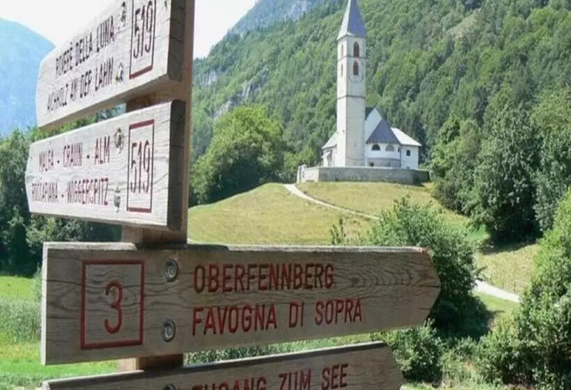 Hotelli Zur Kirche
