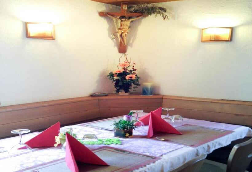 Отель Zur Kirche