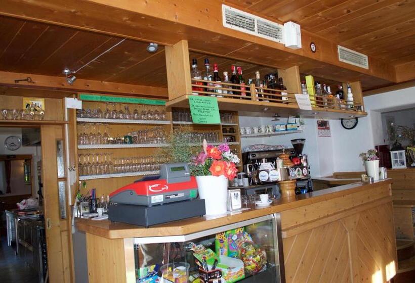 Отель Zur Kirche