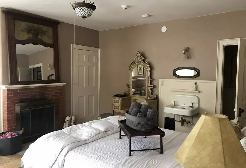 Aamiaismajoitus (B&B) Rowell S Inn