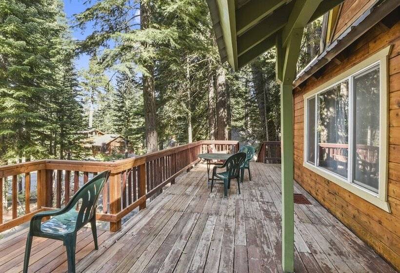 7 Minute Walk To Beach Chambers Landing Chalet