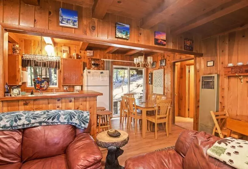 7 Minute Walk To Beach Chambers Landing Chalet